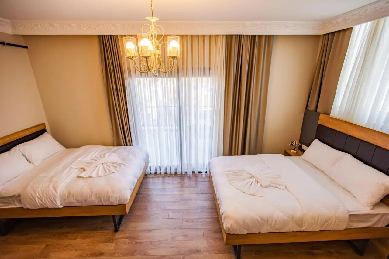 Grand Balyan Hotel & Restaurant