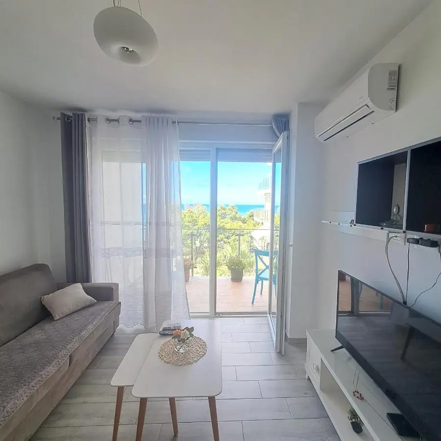 Noli's Apartment