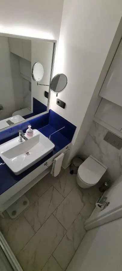 Blue Wave Orbi City