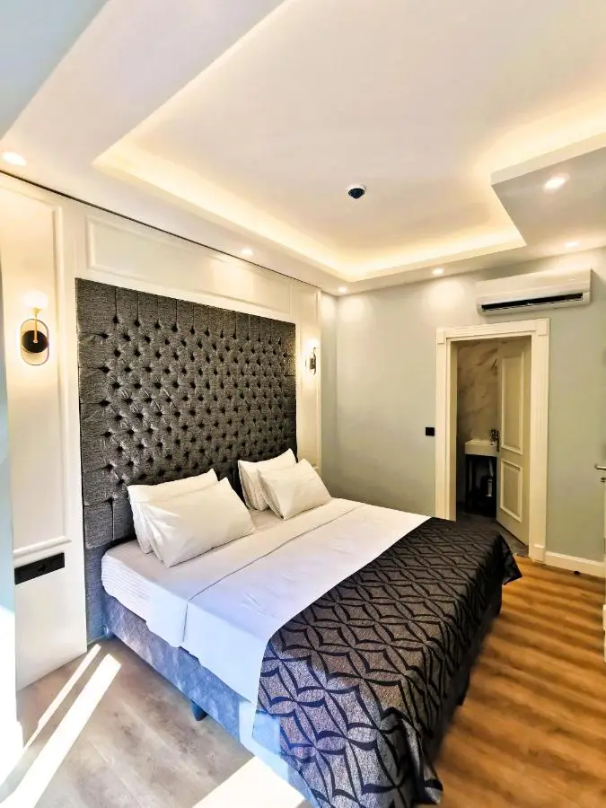 Luxx Garden Hotel