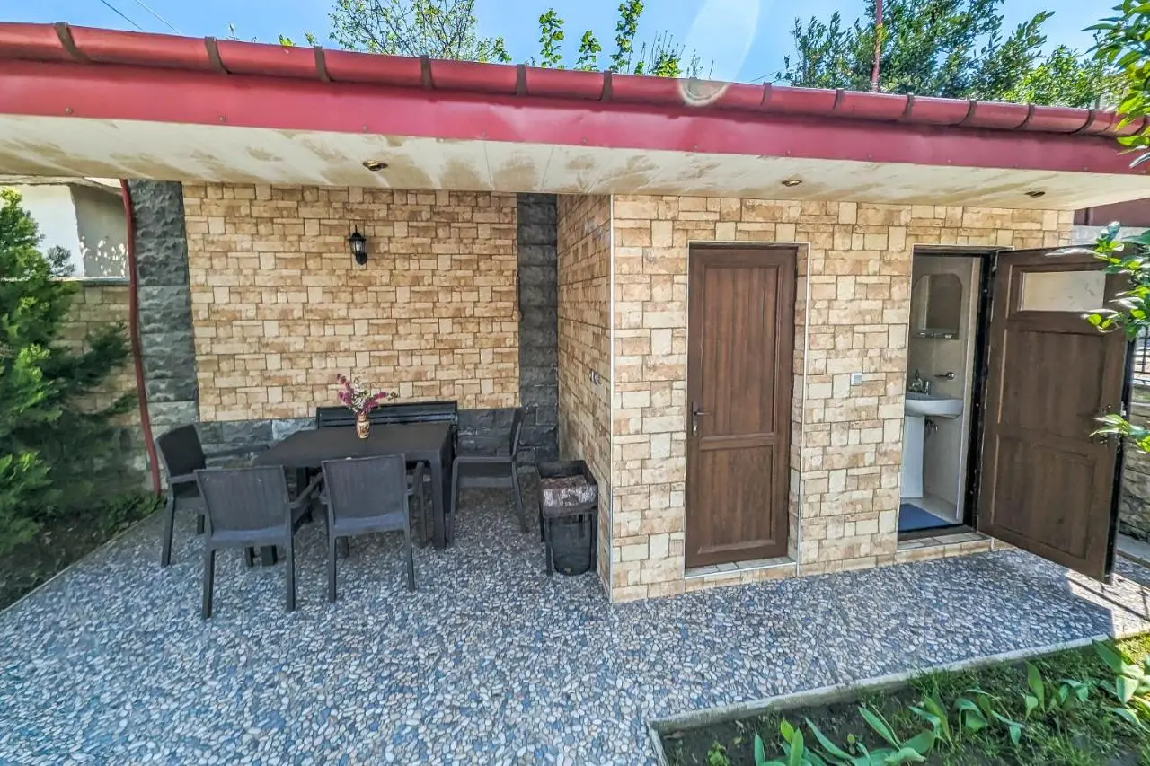 Guest House Sector 30