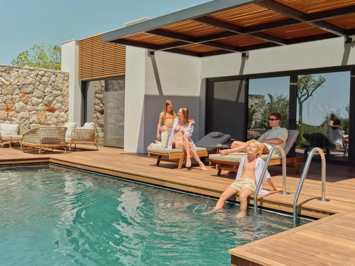 Anda Barut Collection - Ultra All Inclusive
