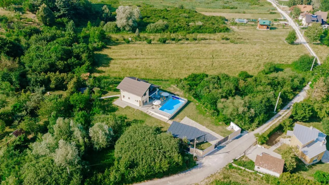 Velvet House Lohovo