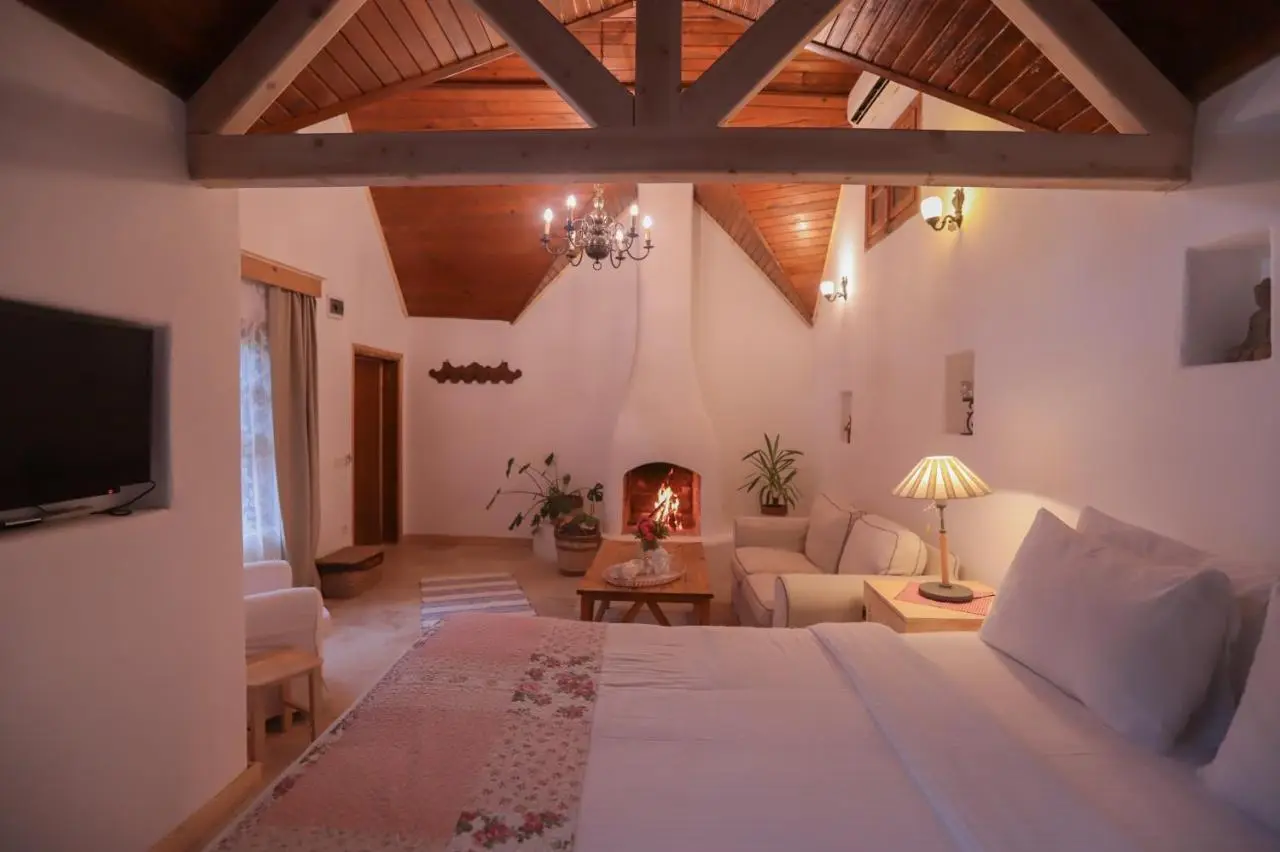 Tranquilla River Lodge