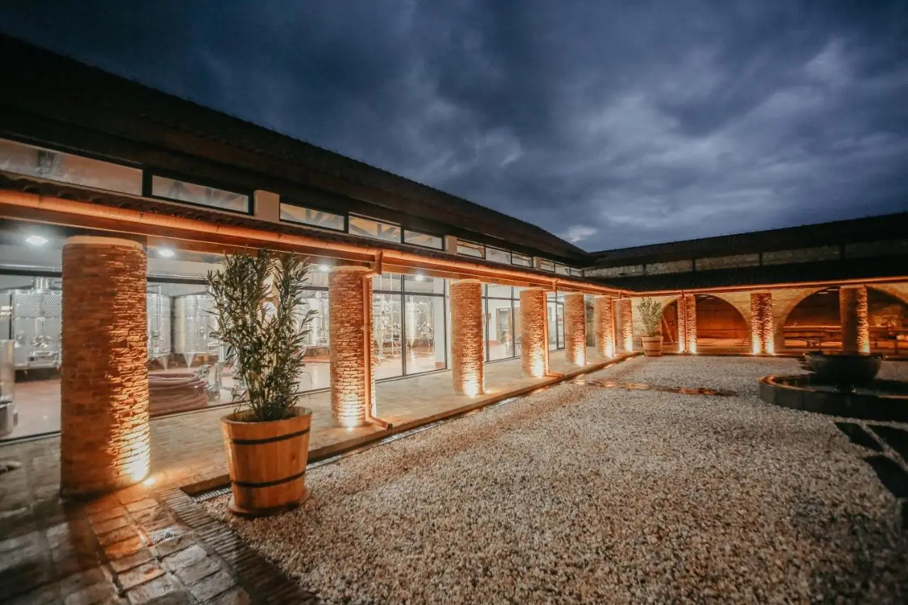 Château Mosmieri Hotel & Winery