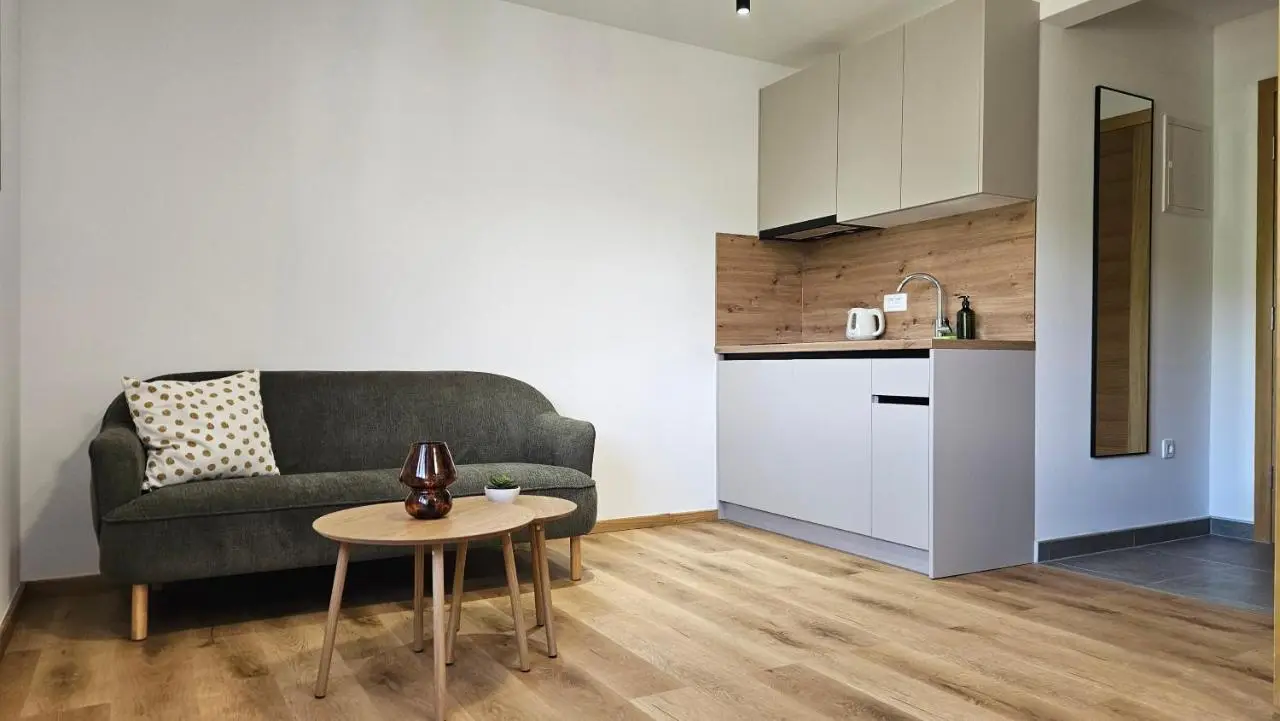 Apartments NIM