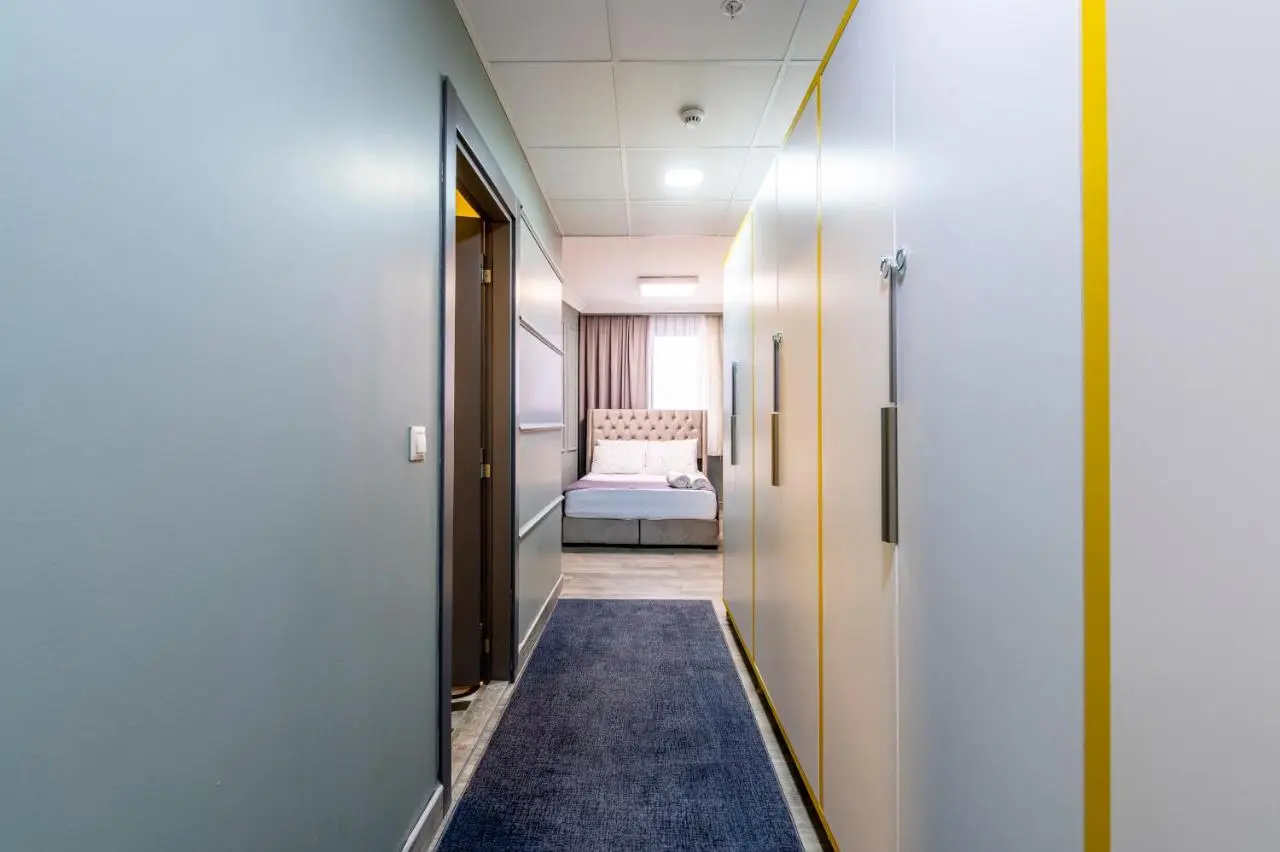 The Royal Luxury Hotel