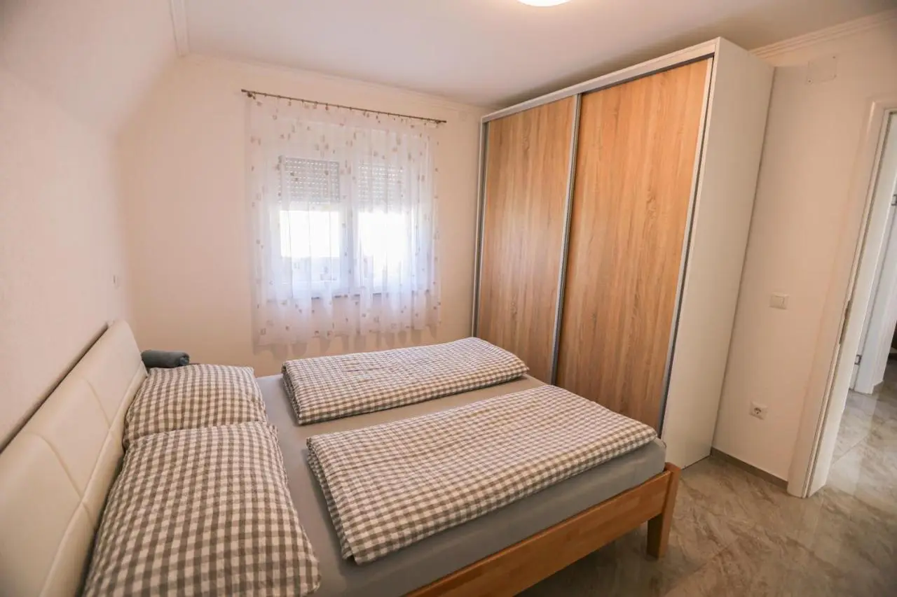Apartment Baki