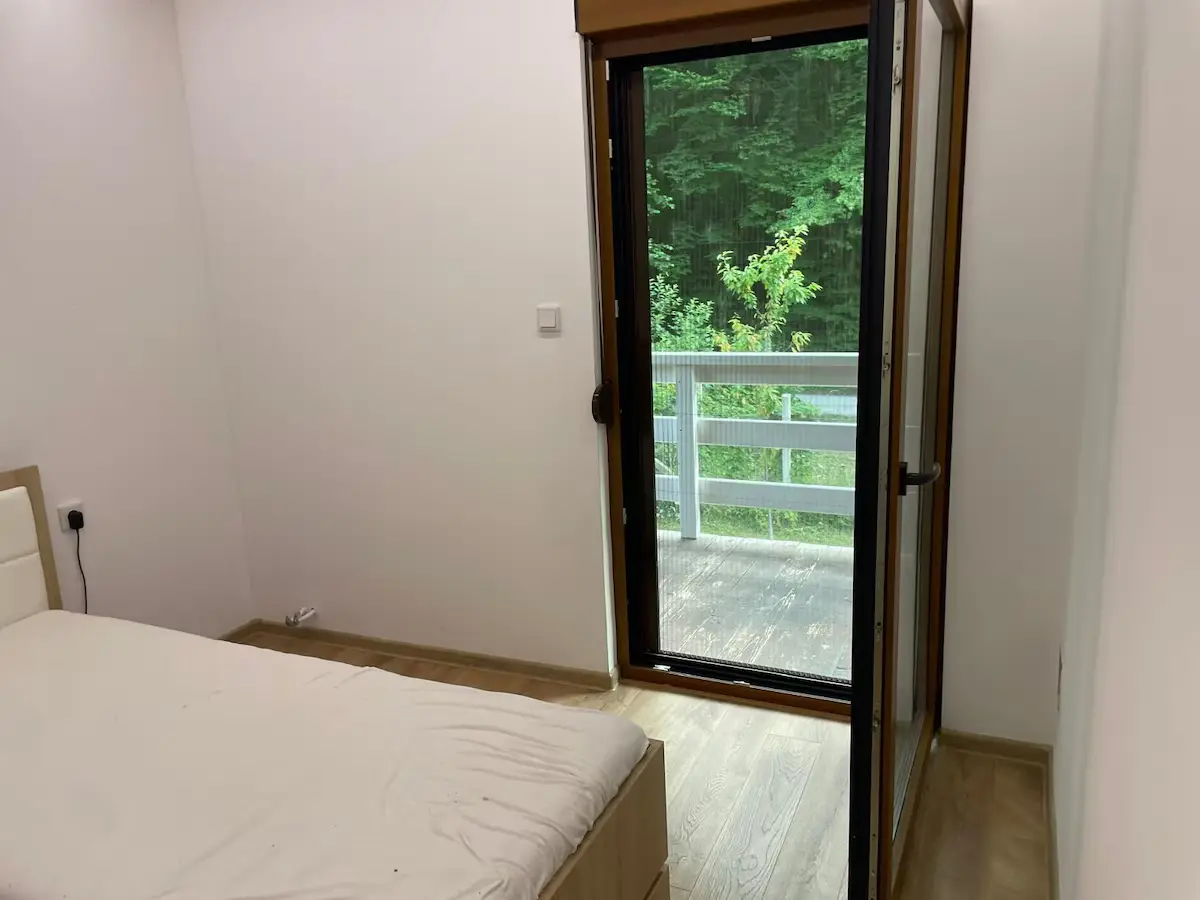 "Emerald" Guesthouse
