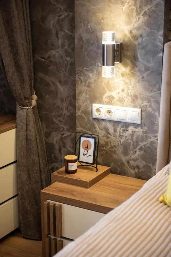 2-Bedroom Apartment with Spacious Park View Balcony - Parking - Vake, Tbilisi