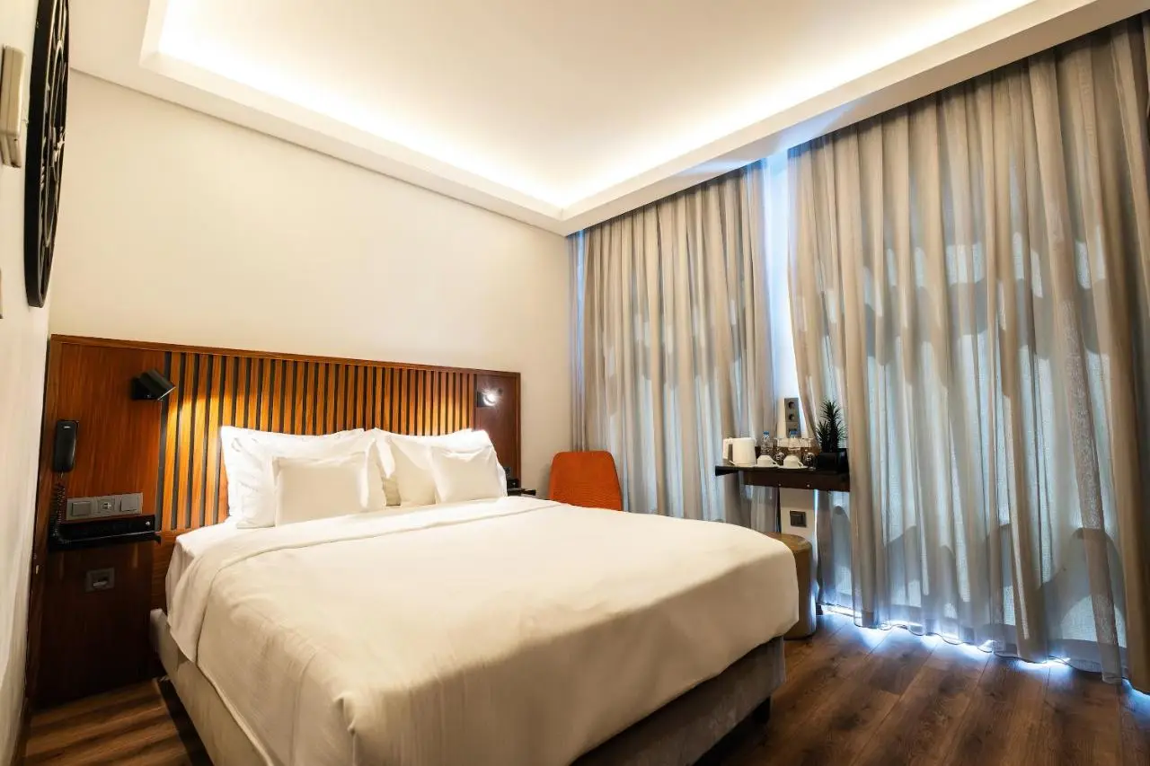 Discovery Hotel
