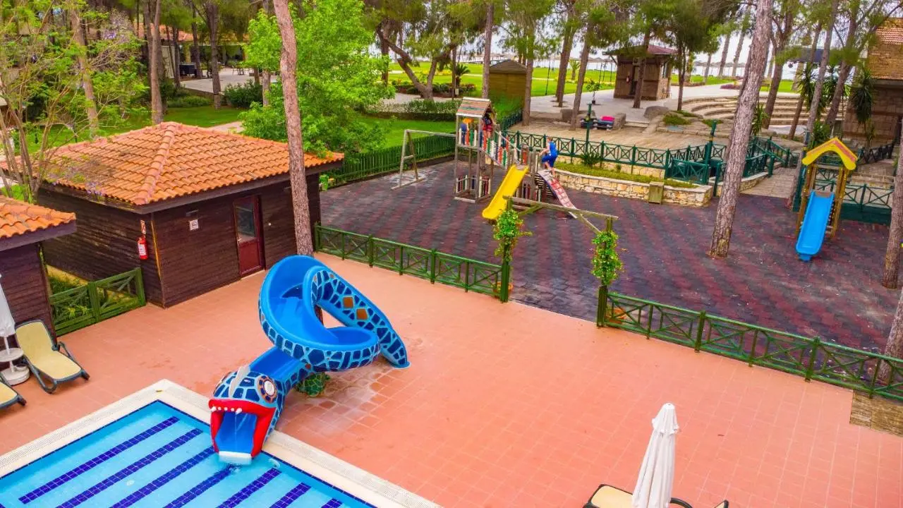 Champion Holiday Village