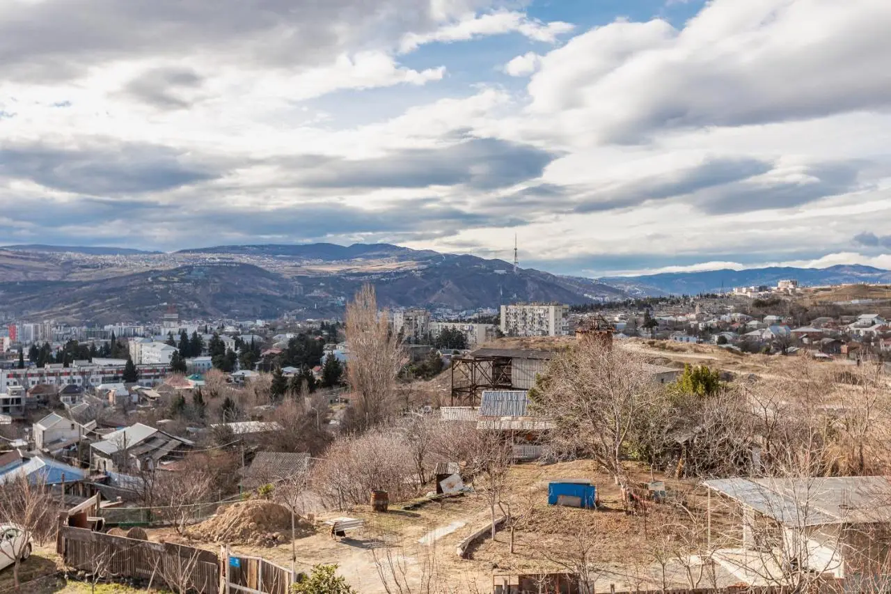 Fresh Air & Panoramic View (Floor 1 & 2)