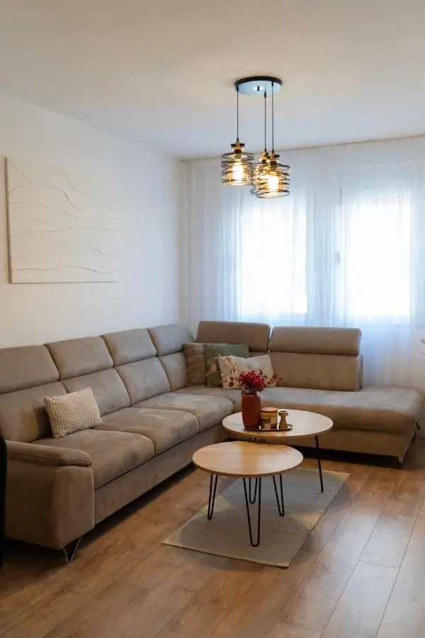 Apartment Naya