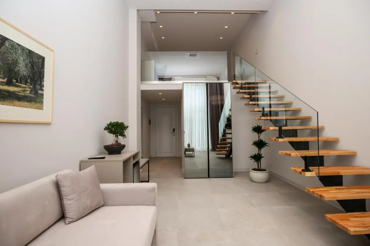 Toto Hotel & Apartments