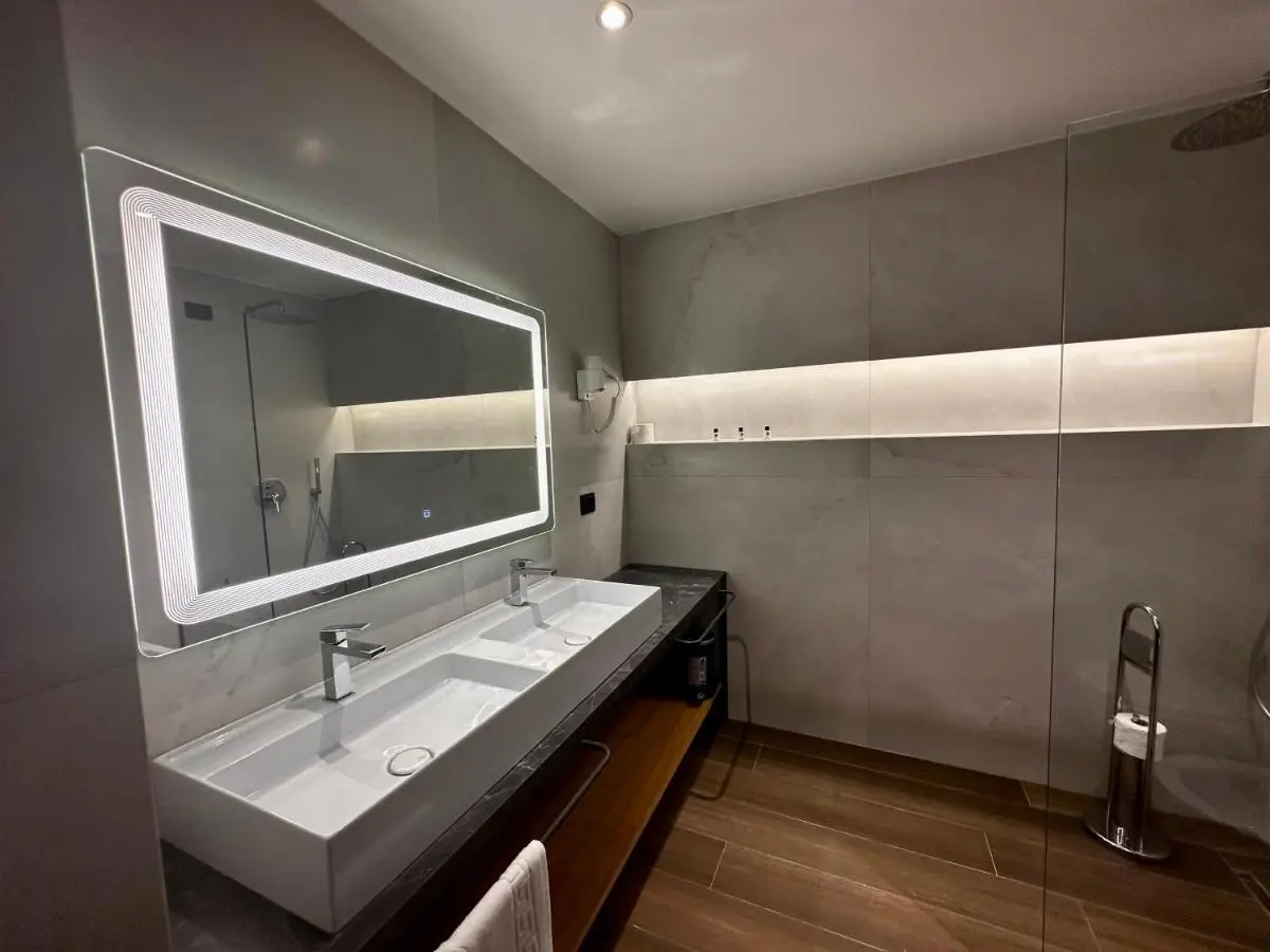 Frojd Kune Resort & Beach Hotel