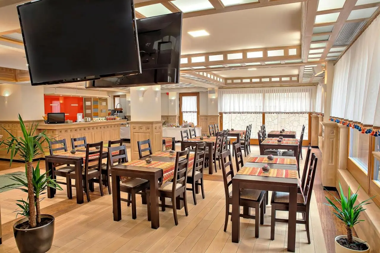 Hotel Aziza