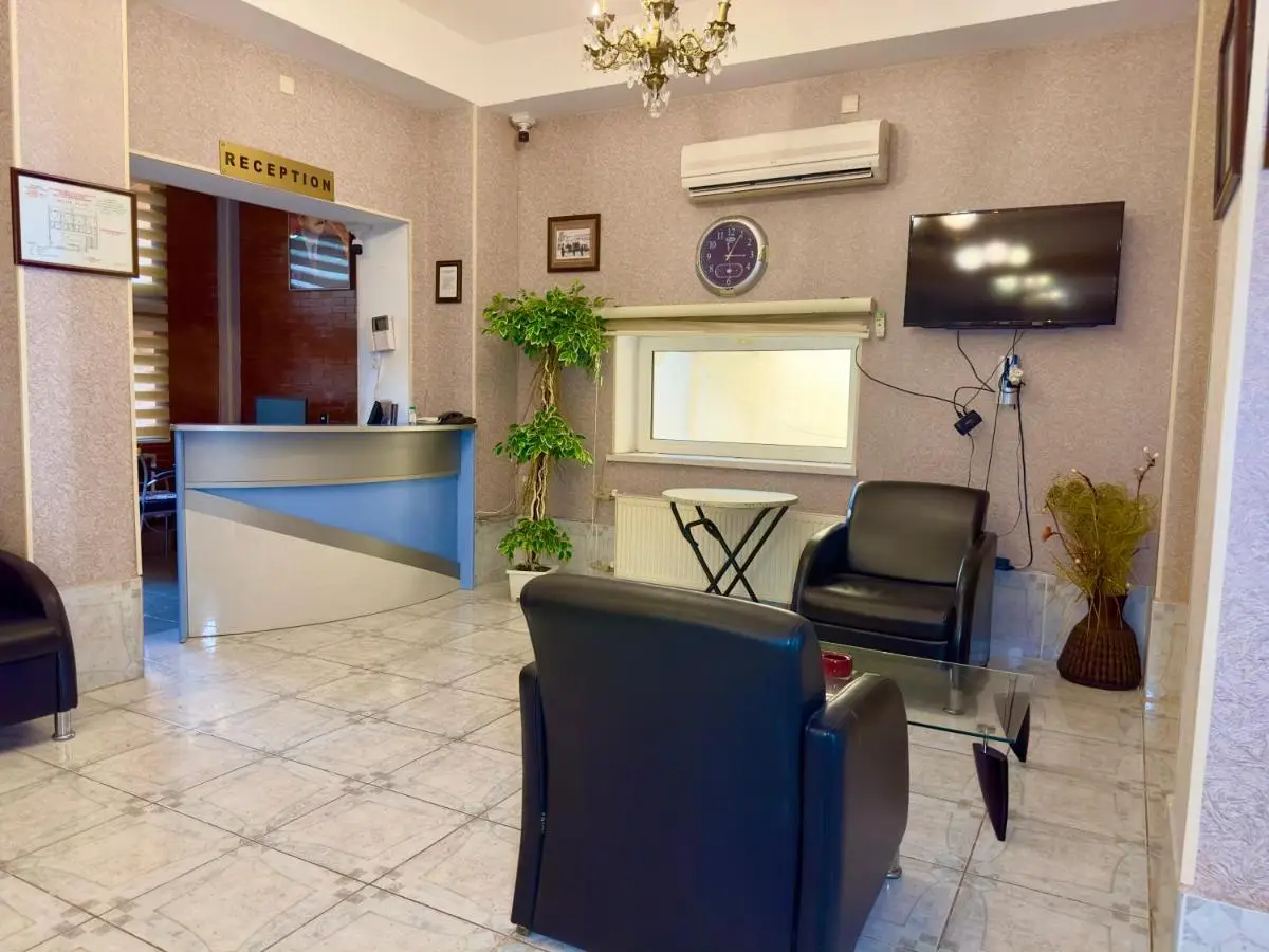 Nur Hotel & Terrace Cafe