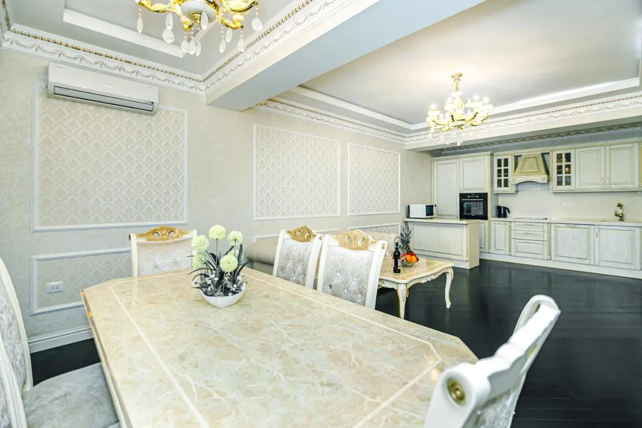 Park Azure Deluxe Apartment By Baku Housing