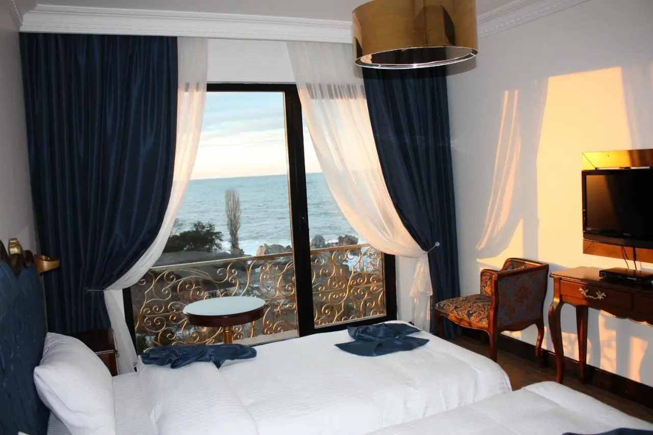 Bab-i Zer Hotel