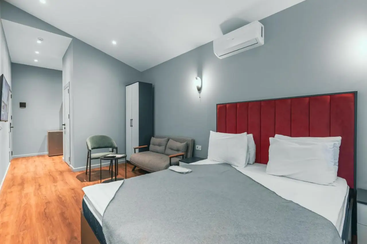 Capital City Hotel