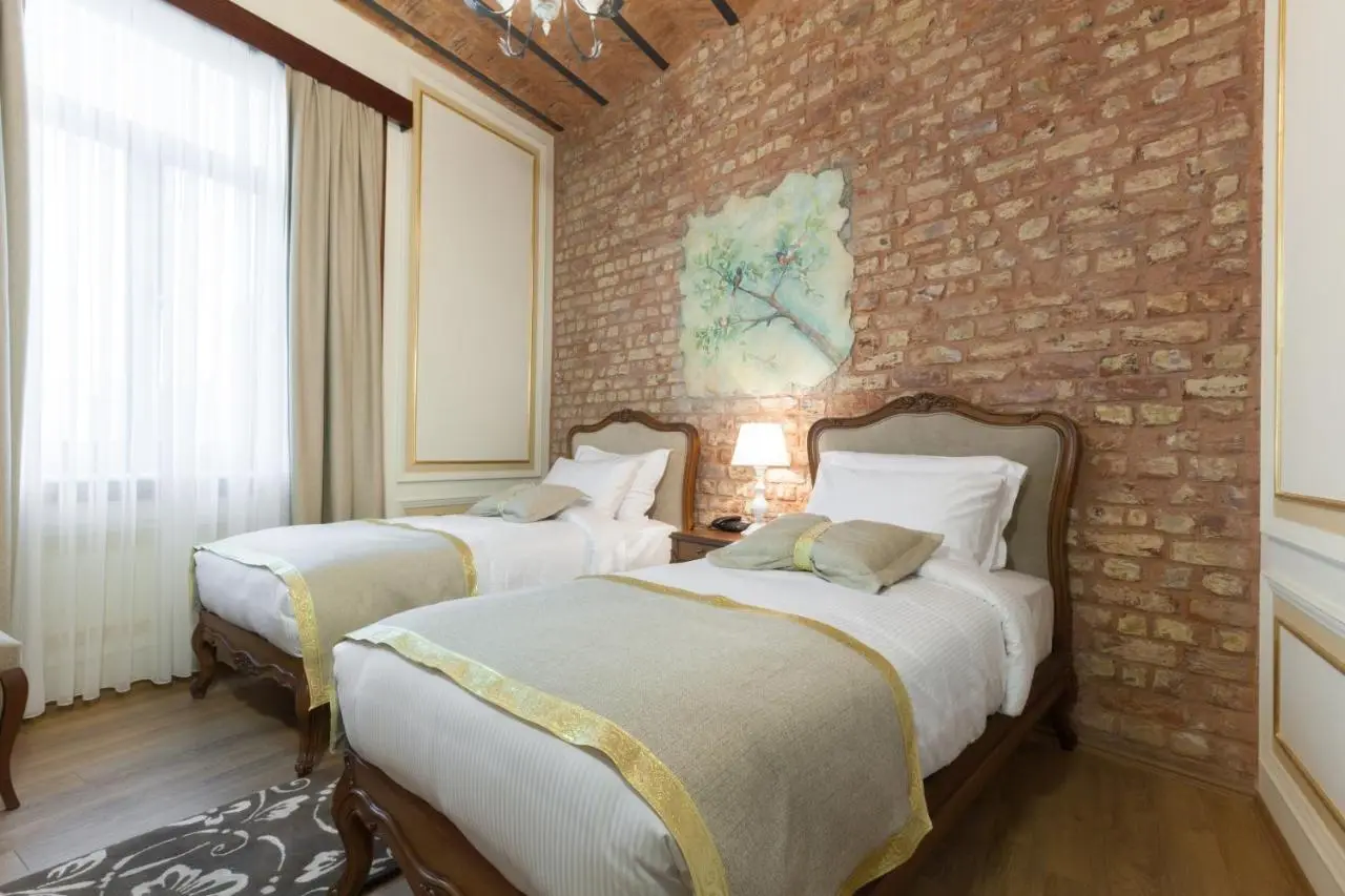 Hotel Pera Parma