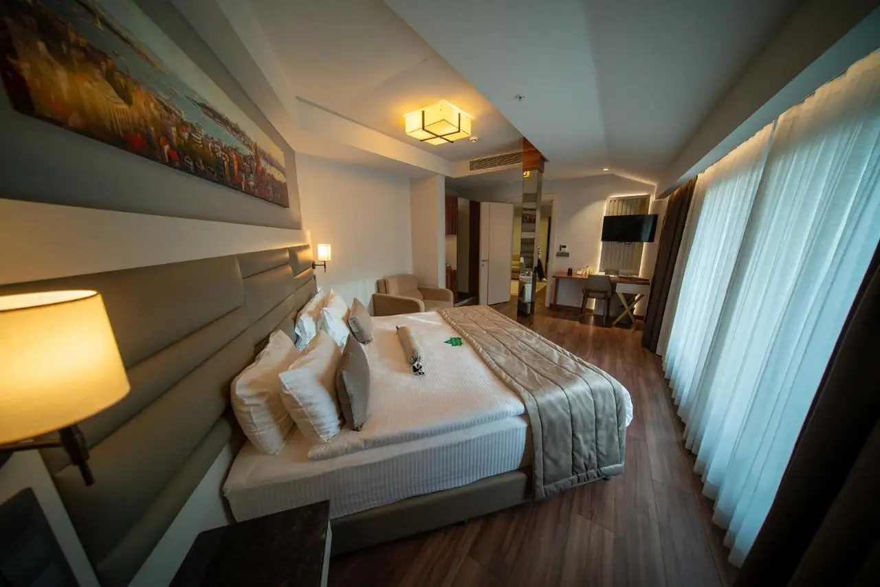 Golden Royal Hotel & SPA