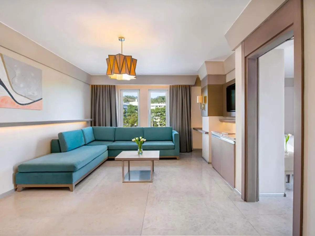 Rixos Premium Tekirova - The Land of Legends Access