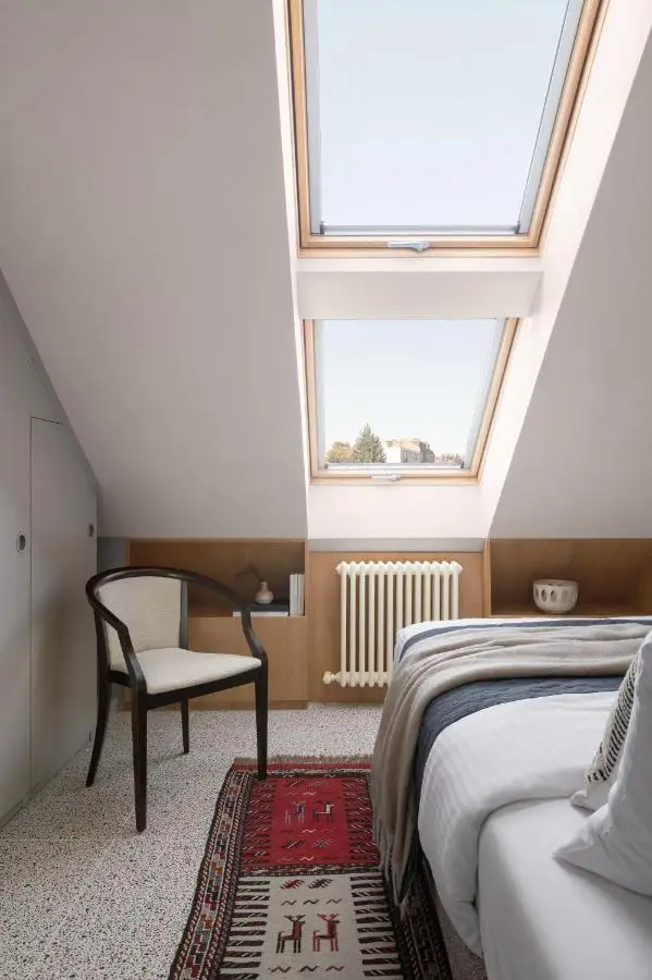 Apart-In Georgia