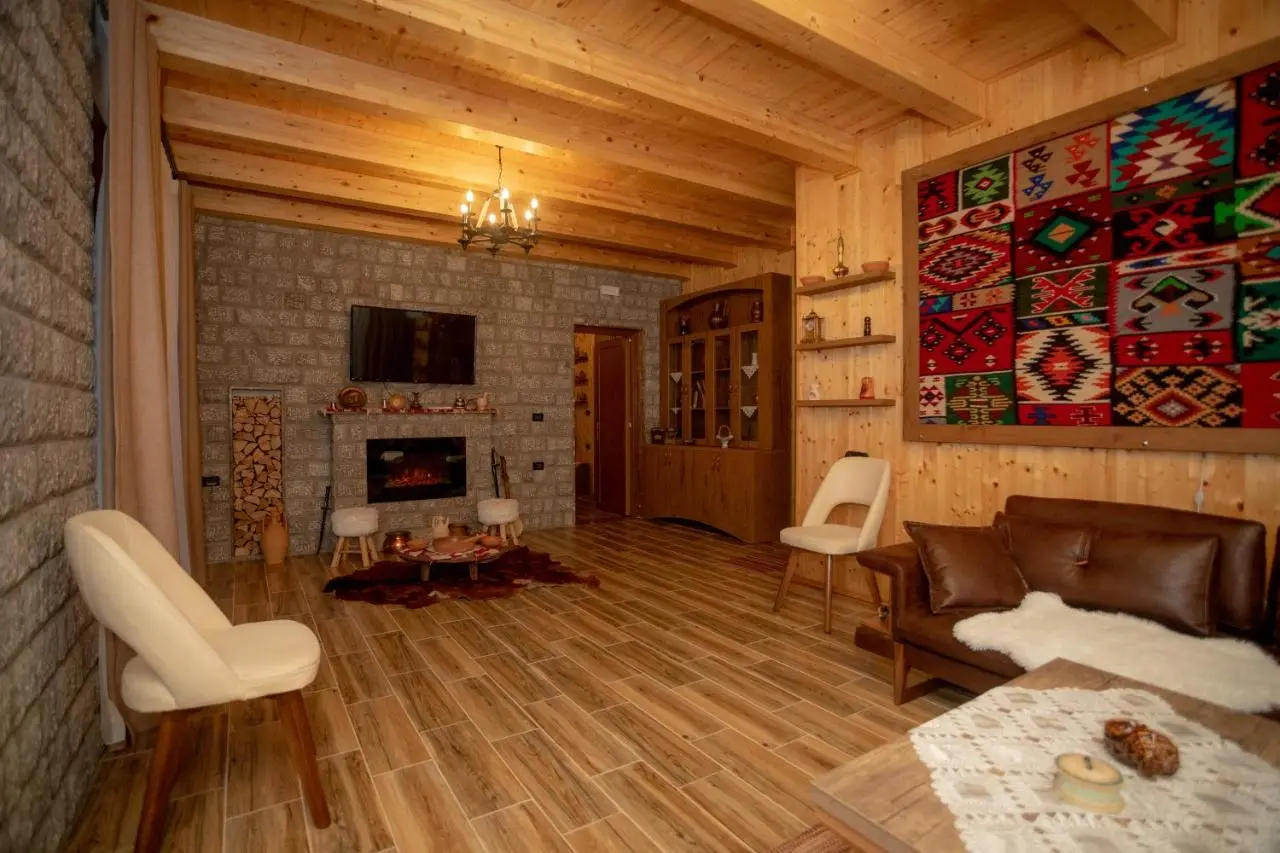 OLD HOUSE