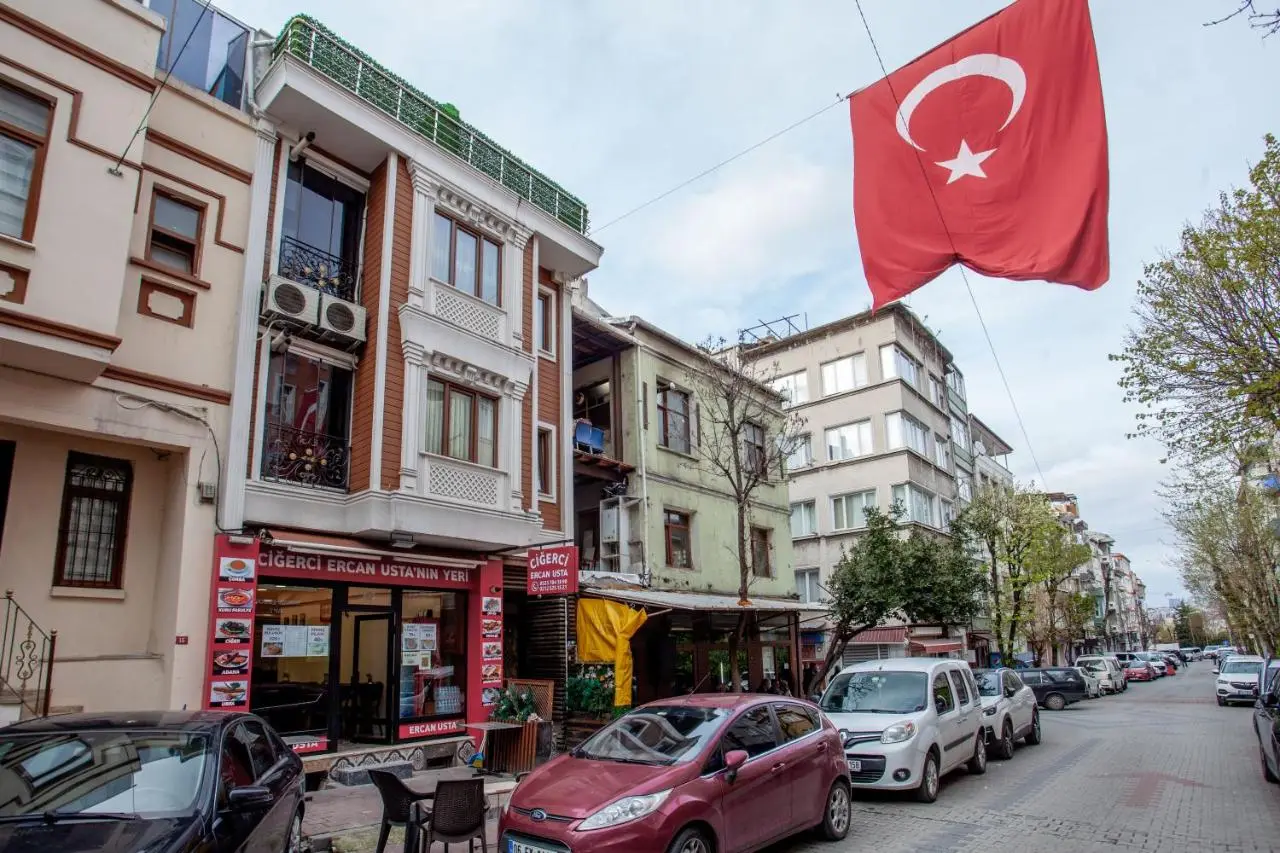 Mutlu flat