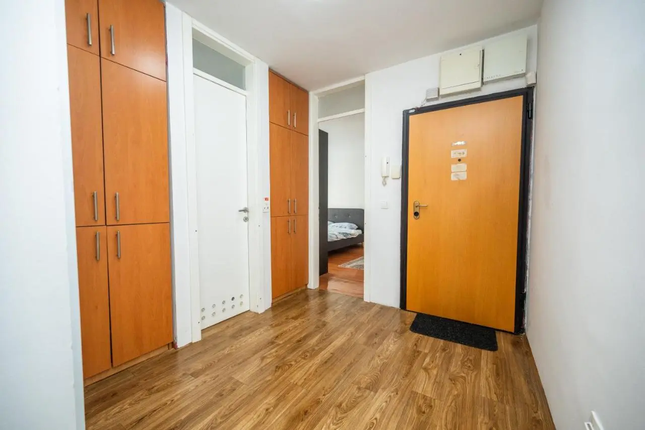 Spacious & Modern Apartment in the City Centre