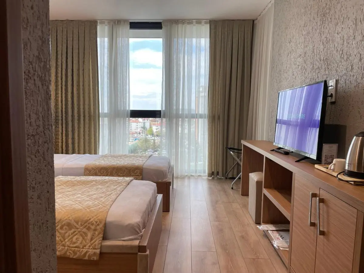 İNNPORT HOTEL