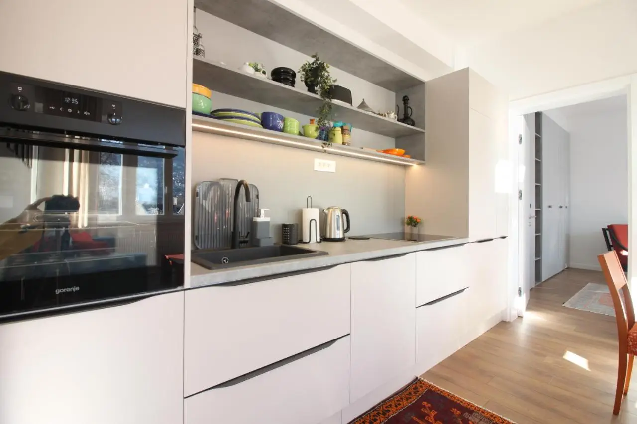 Sunny Apartment