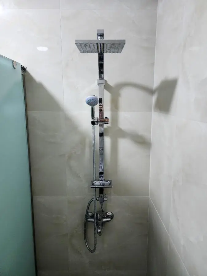 2E Apartment Myslym Shyri