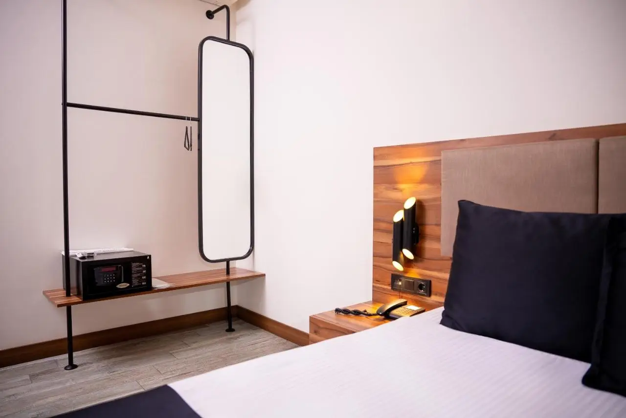 Mari Suites Hotel