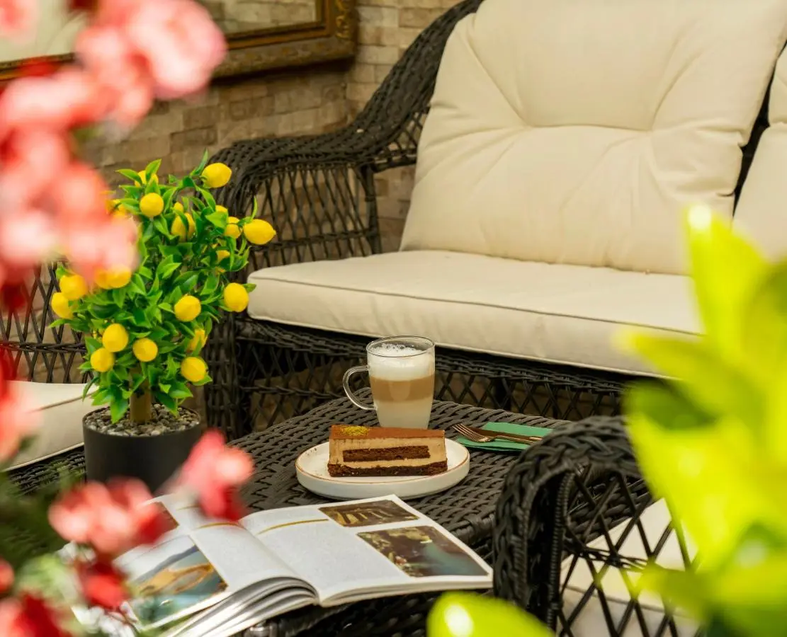 Royan Suites