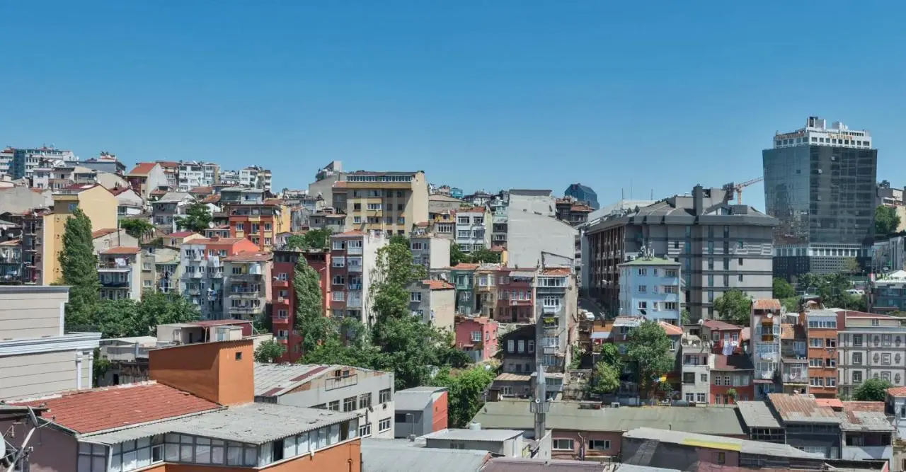 sunlit istanbul