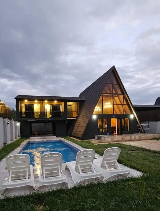 Mountain Nest Challet