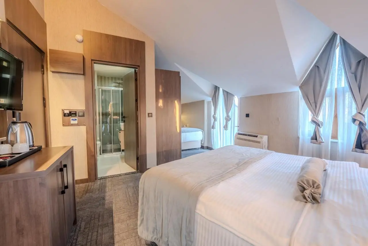 BEST GARDEN HOTEL