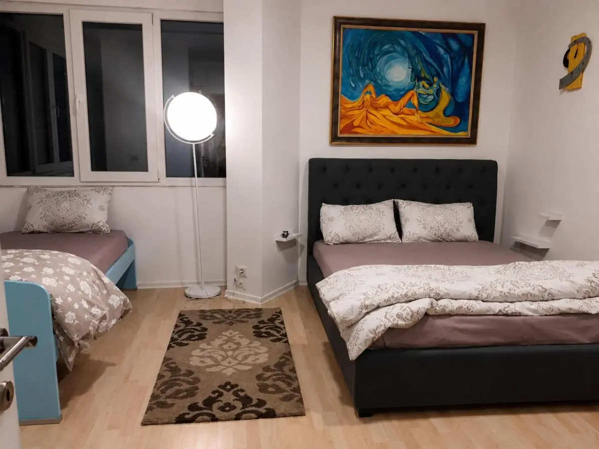 Lake View Apartment