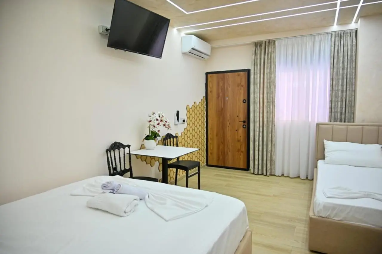 Andi Apartments