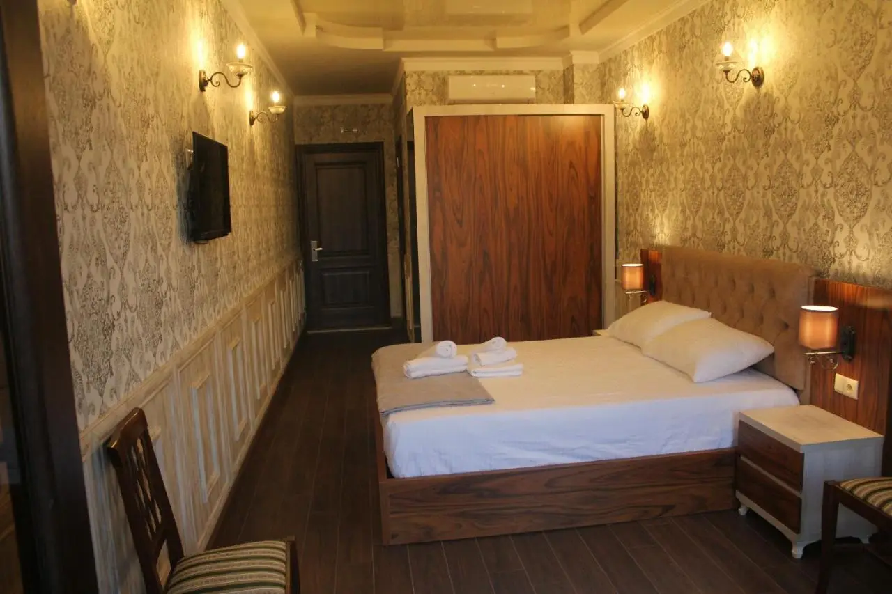 MELINI Boutique Hotel