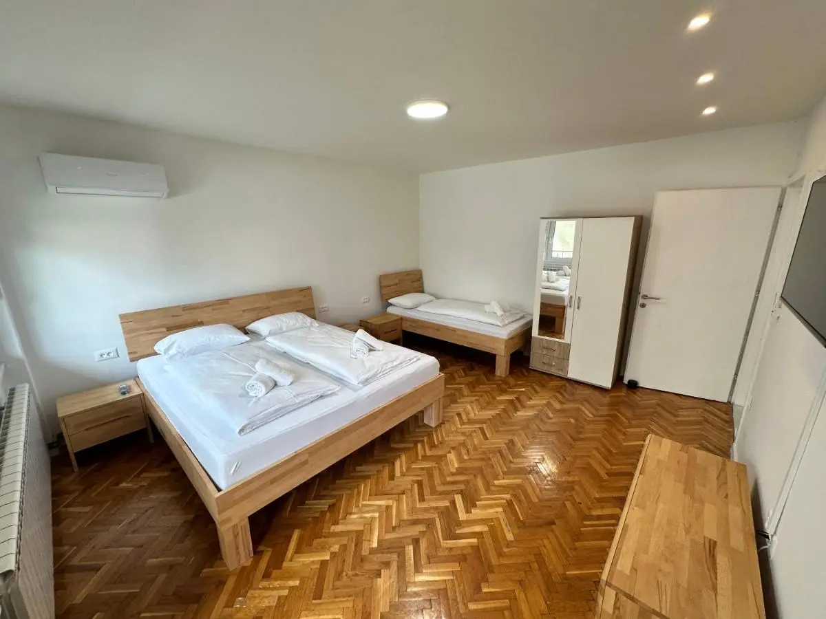 Air Urban Ilidza Sarajevo Free Parking and Near Airport