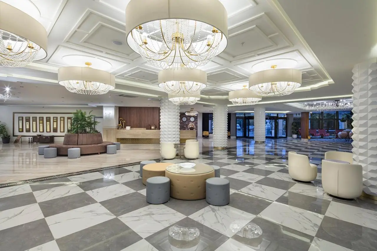 Royal Garden Beach Hotel