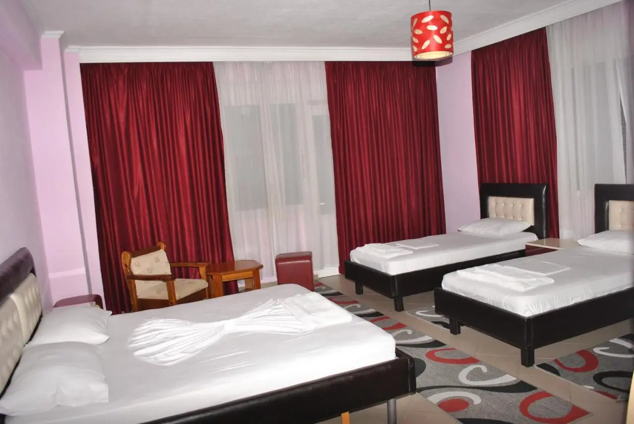 Hotel Freskia