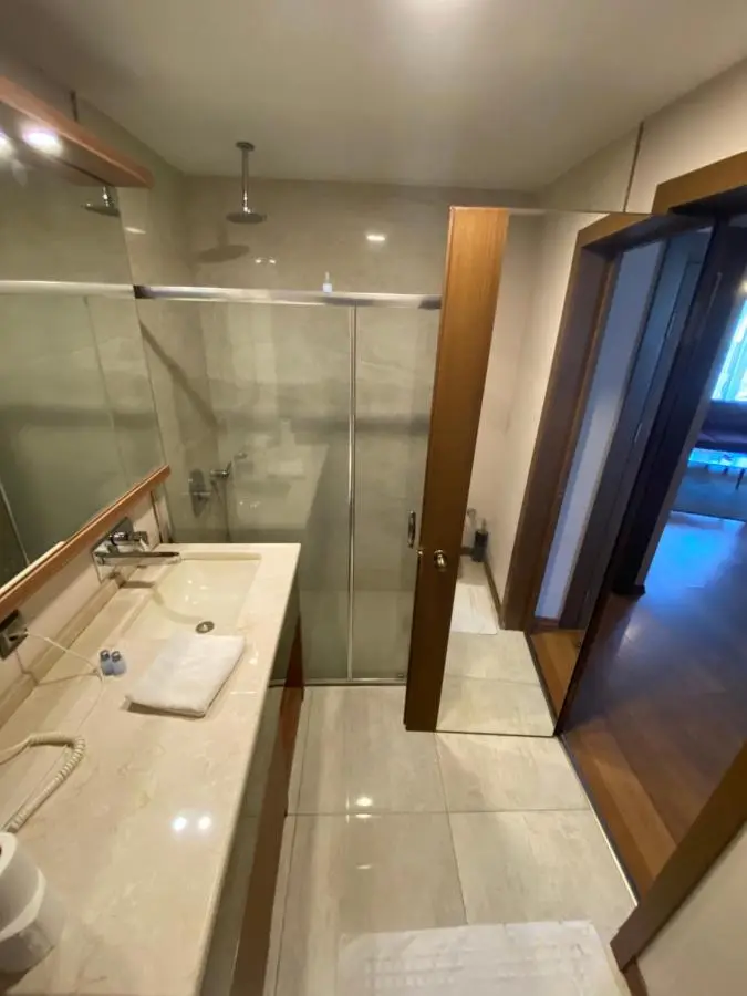 SABİHA GOKCEN İSTANBUL HOUSES Airport