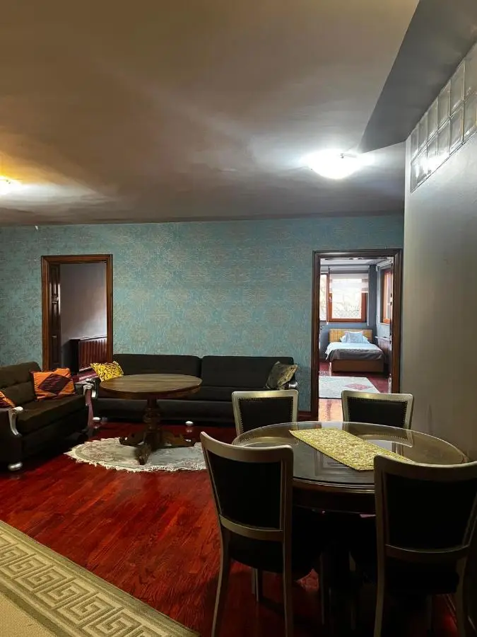 MICHELE Hotel