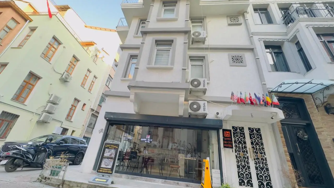 La Mer Old City Hotel