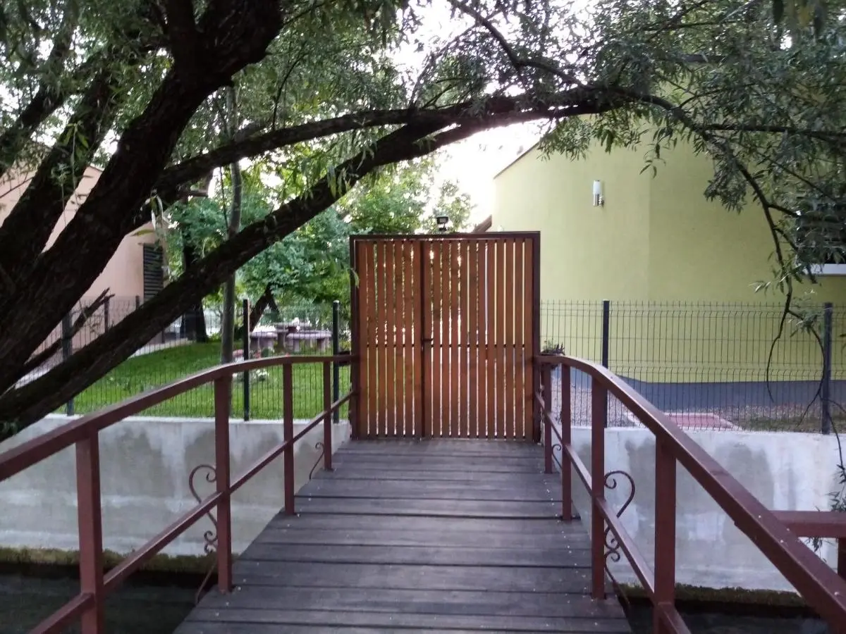 Apartman Dzenis